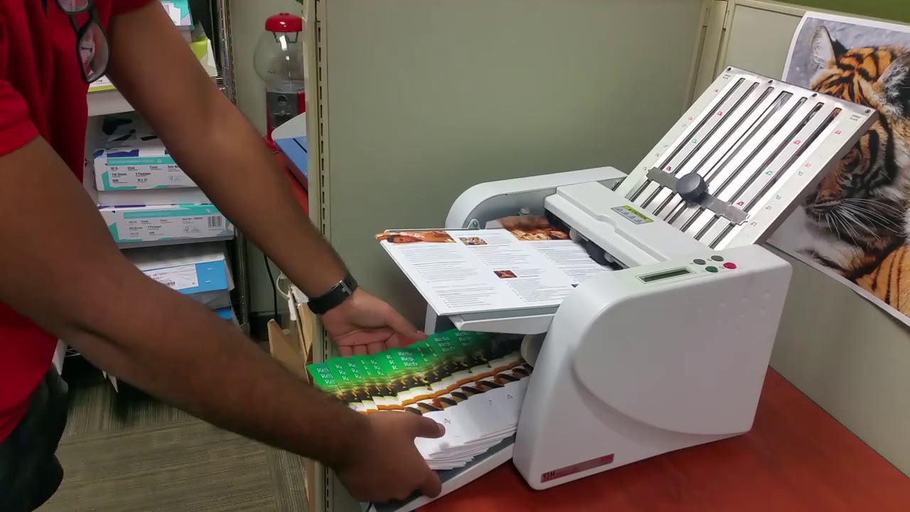 Folding Brochures VPRINTINC.COM