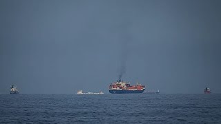 Nach Luftangriffen im Libanon: Iran schließt Straße von Hormus erneut