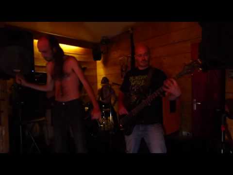 BESTIAL LEGACY live le 25/06/16 pour la Black/Thrash Metal Party au Canadian Café à Tours