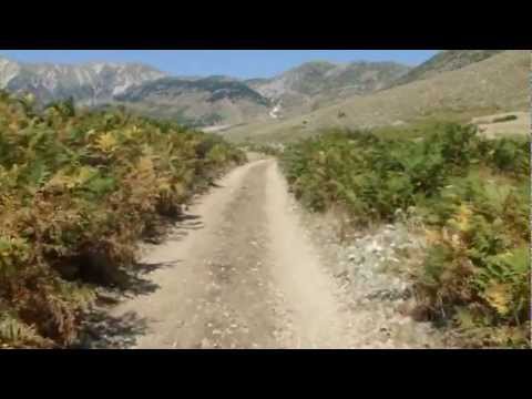 DJEMTË E GOLEMIT NË ATHINË - QAJ MOJ SHQIPËRI E GJORË