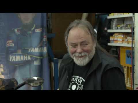 SPALE SA ZVEZDARE ROĐEN MEĐU MAŠINAMA intro Milan Todorovic Tenera