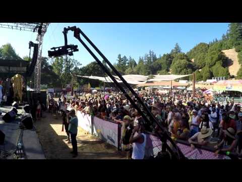 Gappy Ranks and 7th St Band draw a crowd at Reggae on the River Aug 5 2016