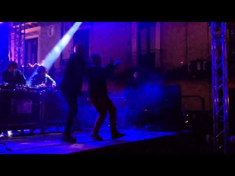 Capodanno 2013 Enjoy Lamezia Dj Aladyn and Dj Myke - Delirio on the stage!!!