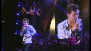 Jon Bon Jovi - Travellin&#39; Band / Proud Mary (Wembley 1997)