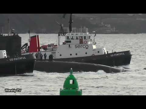 HMS TRIUMPH S93 ENTERS DEVONPORT NAVAL BASE AT DEVILS POINT 17-12-22