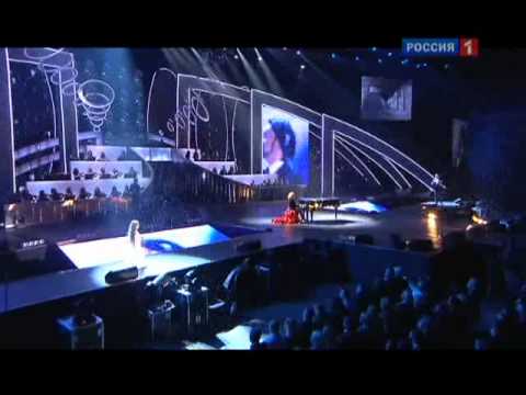 Филипп Киркоров и Настя Петрик-Снег (Песня Года2011).m4v