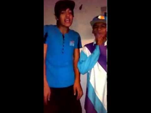 improvisando romantica paz y guerra (mc raro y scrock)