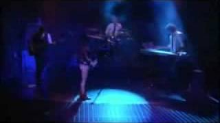 Playa Limbo - Un Gancho Al Corazón - subtitulado