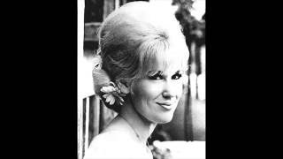 Dusty Springfield - I Think it&#39;s Going to Rain Today