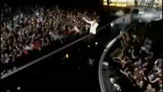 The Hives - Two Timing Touch And Broken Bones Live