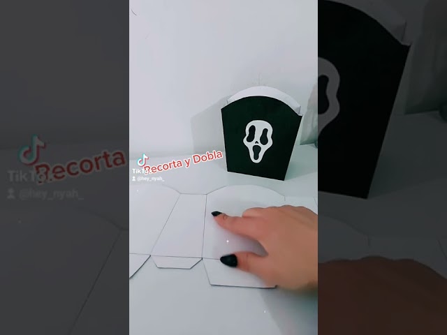 Vídeo relacionado con HSYWSH 24 Piezas Cajas de Palomitas Cartón Popcorn Box de Fútbol Decoración De Fiesta Temática De Fútbol Cajas De Golosinas De Palomitas De Maíz para Cine y Fiestas (verde)