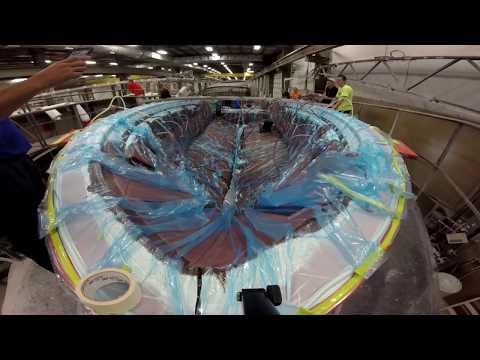 Cruisers Yachts 390 Express Coupe with AIREX® & BALTEK® inside