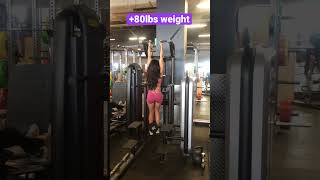 Fit Girl does + 80lbs (36kg) weighted pull-up