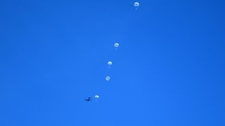 preview picture of video 'Прыжки с парашютом'