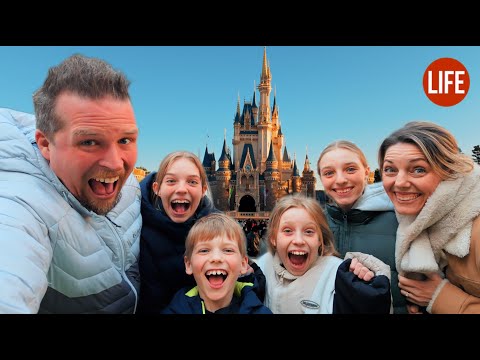 東京迪士尼樂園 🚀 日本生活 EP 300 (Tokyo Disneyland 🚀 Life in Japan EP 300)