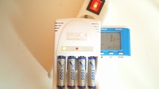 Ansmann Basic 4 Plus Ladegerät & XCell AAA 1000 mAh Akkus