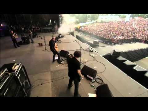 Ar Re Yaouank en Erer Kozh 2011 - Ha Dall Ha Dall Daoned - Celtic Music from Karaez, Brittany.mov