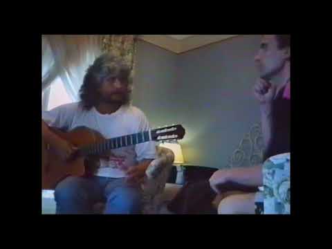 Laggiù qualcuno mi ama, di Mario Martone - clip 1: Pino Daniele