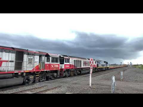 5PM9 SCT freight train at Gheringhap (10/10/2021)