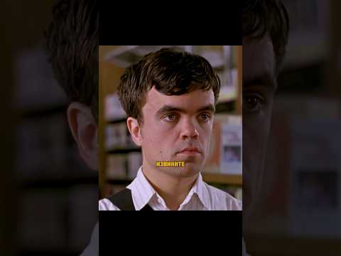 Все насмехаются над ним из-за его роста😢