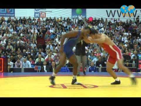 SOKHIEV ZAURBEK (UZB) -- SALAS PEREZ Reineris (CUB)  1/8 Finale