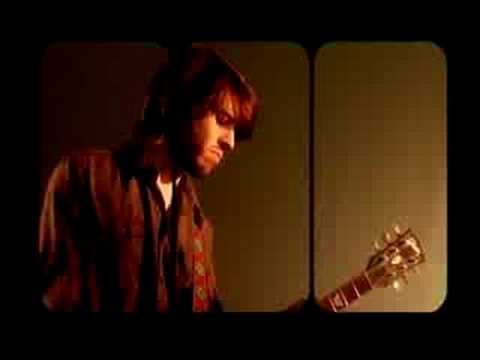 YAARA EILON "KUFSAT KLAFIM"