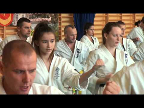 Rozgrzewka - V Seminarium Doszkoleniowe Karate Shinkyokushin - Gromnik 2015