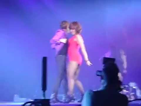 120406 SS4Paris Ryeowook solo Moves Like Jagger (ending)