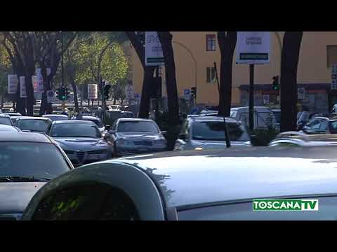 2017-10-06 FIRENZE - SCOOTER CONTRO CAMION GRAVE 18 ENNE TRAFFICO IN TILT