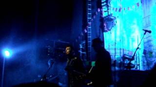The Bunting Song - The Good, The Bad &amp; The Queen [live @ The Coronet Theatre 10/11/11]