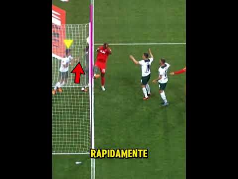 ele teve uma IDÉIA BRILHANTE pra evitar o Gol do Adversário 🔥