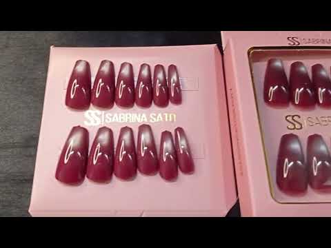 UNHA POSTIÇA AUTOCOLANTE BAILARINA SABRINA SATO COM 12 UN