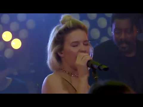 Anne-Marie - Breathing Fire Live | MTV Wonderland