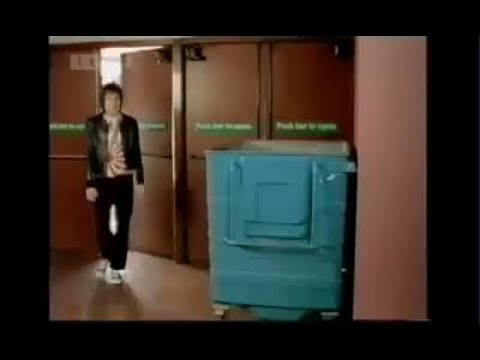 Julian Barratt & Noel Fielding in adverts