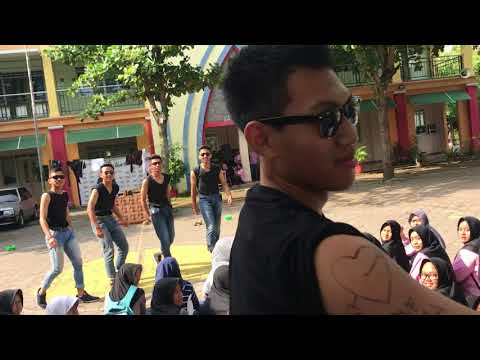 Senjata Makan Tuan 3 - PENTAS SENI KELAS XII ANGKATAN 8 2017