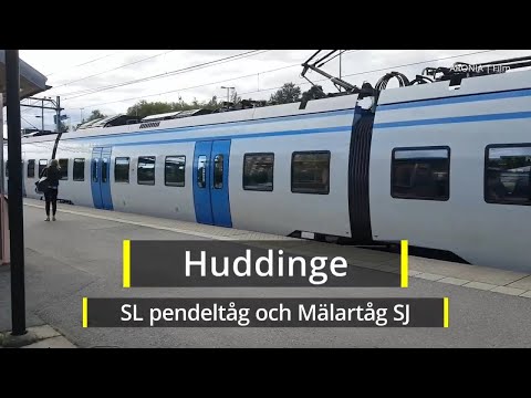 2021-08-19 HUDDINGE STATION - SL pendeltåg och Mälartåg SJ