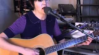 Tracey Thorn - Singles Bar - live at home