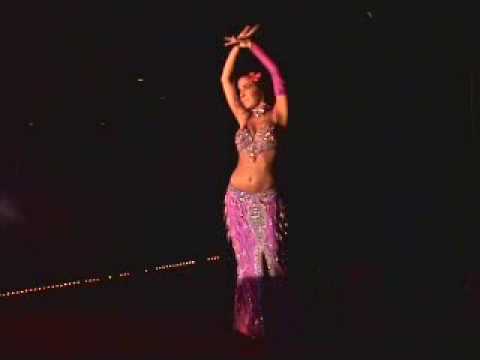 Anaisis - "La bailarina del templo" poem by Shokry Mohamed