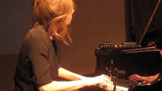 Poppy Ackroyd - Timeless (Live @ Cafe OTO, London, 20/12/14)