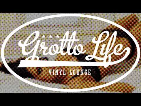 (HQ) Pharrell Williams ft. Ludacris & Ellie Goulding - Frontin' (Naxsy Remix)