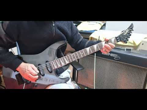 I don't know this kind of music, but I just jam along as the music flows.jam.