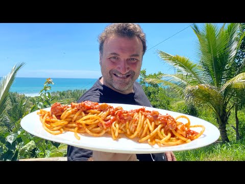 Sugo di Calamari con Bucatini