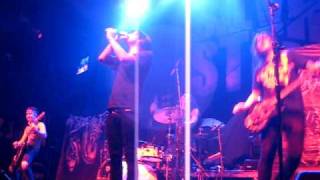 Escape the Fate - On To the Next One Live [HQ]