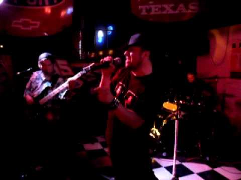 Madwagon performing TNT 6-25-2010.AVI