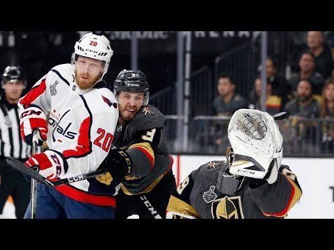 Lars Eller's 3-point night draws Capitals even in series