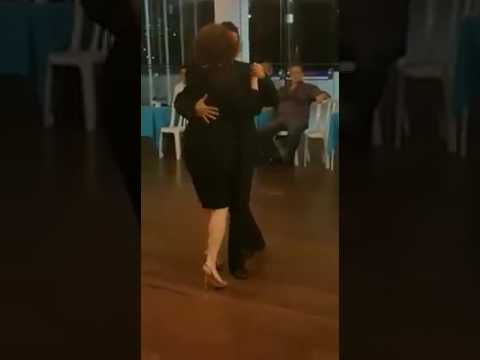 Bailan Susana Miller y Andre Franco - tango milonguero