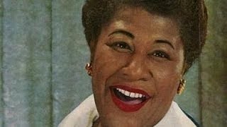 Ella Fitzgerald - She Didn't Say Yes  (The Jerome Kern Songbook)