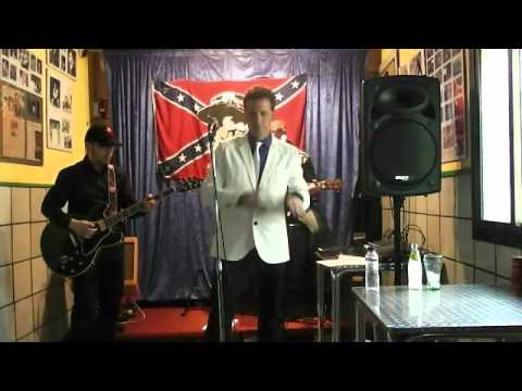 Candle Light Trio - That's All Right Mama