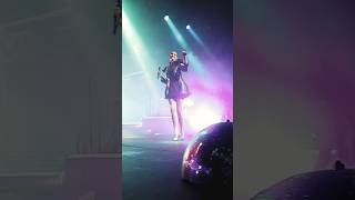 It was a no brainer to choose ‘Relentless Love’ as our live set opener 💃 #perimenopop