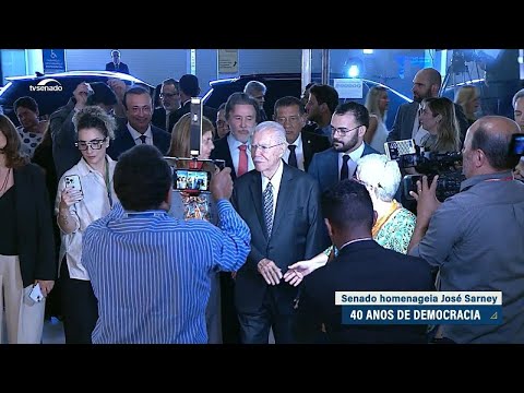 A homenagem do Senado a José Sarney, o presidente da redemocratização
